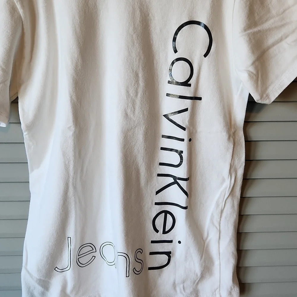 Calvin Klein White Tee Shirt Bundle - Picture 4 of 15